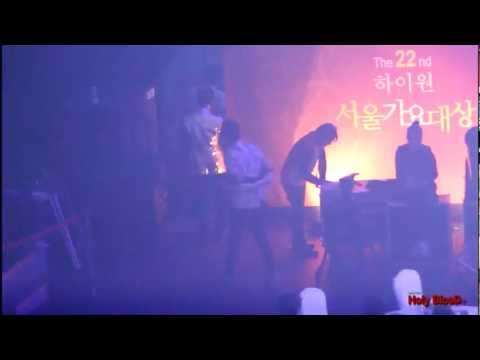 130131 서울가요대상 - 셜록 끝나고 들어가는 샤이니