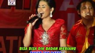 Download lagu Ikke Nurjanah - Padang Rembulan mp3