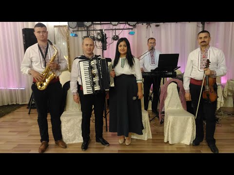 Formația Doina Moldovei.