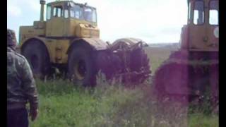 preview picture of video 'Кировец тащит Т-170 - K-701 tractor towing a T-170 (bulldozer)'