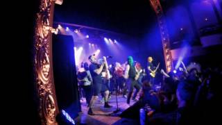 Masked Intruder - Hey Girl - DANCE PARTY!!! - (live Madison, Wi)