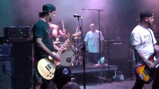 Guttermouth supporting face to face....""the one where mark falls off the front of the stage""..