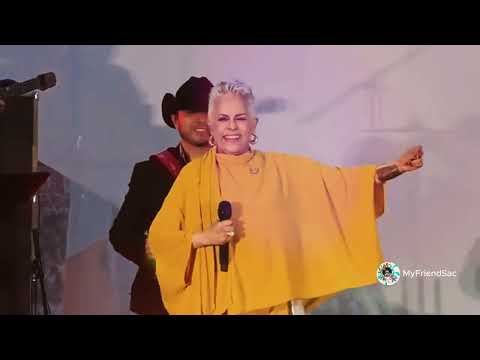 Eugenia León canta LA PALOMA a Claudia Sheinbaum