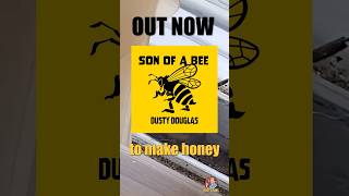 He's a Gyrating, Pollinating, Son of a Bee 🐝🕺