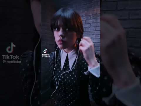 Knock down the house, Mommy 👻👻👻👻 #short #humor #laughter