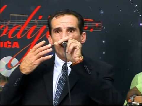 ekrem  za koga ti majka vjencanicu sprema