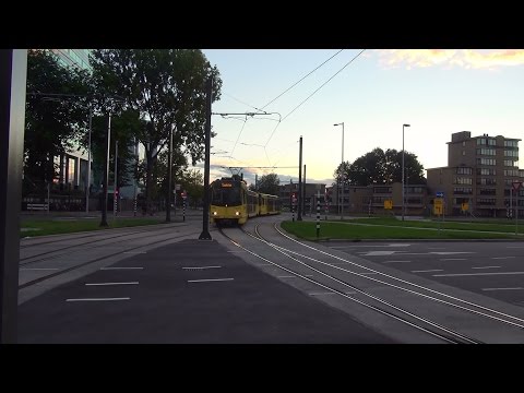 Aankomst Qbuzz U-OV sneltram 5011 + 5001 tramhalte Utrecht CS Jaarbeursplein