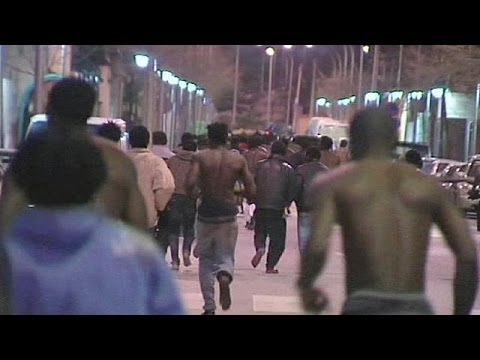 اكثر من مئتي مهاجر يدخلون الى مليلية من المغرب