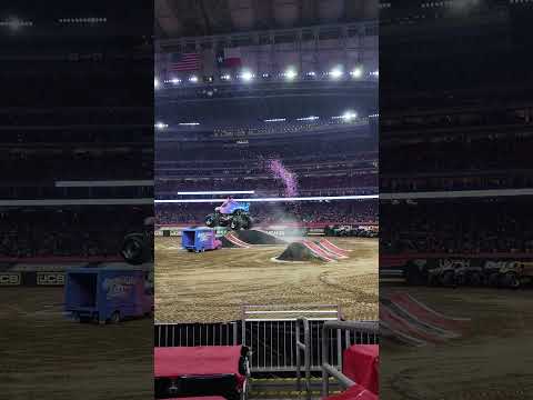 SPARKLE SMASH BASH 💥