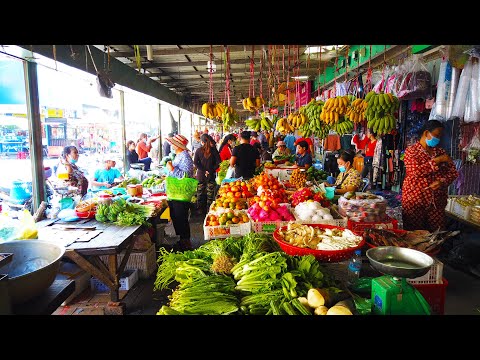 Life In Phnom Penh Market - PC Market Food Scene