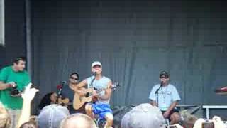 Kenny Chesney  &quot;She&#39;s from Boston &quot;at Gillette Stadium 2008