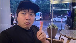 【大雨降ってる】セブのカフェから家に帰れない男の夜ライブ