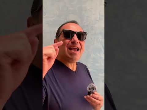 Listen to my radio show. EL VAGON ALTERNATIVO.