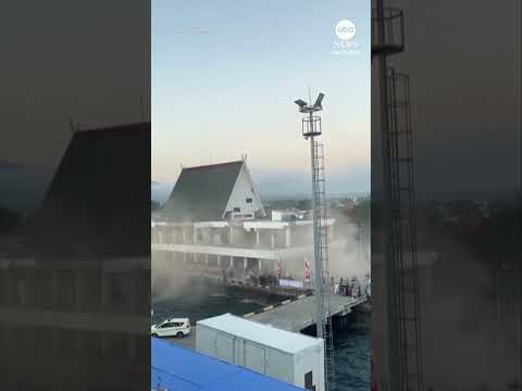 Powerful, deadly earthquake strikes off Indonesia