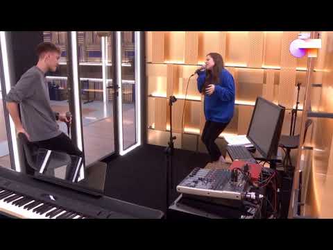 HUGO y EVA cantan ‘Señorita’ #OTDirecto3F