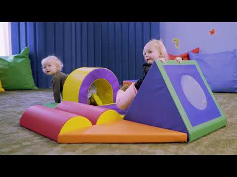 Shape and Play Obstacle Course Climber video 1