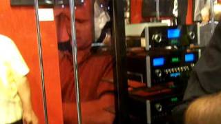 Video thumbnail for McIntosh Shows Off New Products by rAVe [PUBS]