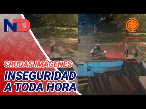 Motochoros la asaltaron y se levantó la remera para evitar que le roben: “Esto es zona roja”