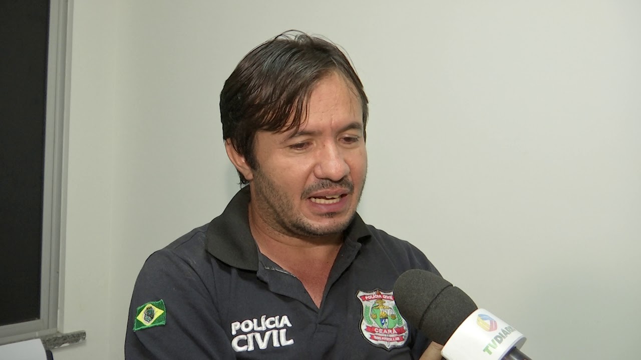 Jovem é preso suspeito de enviar fotos de partes íntimas para meninas de 9 a 14 anos, em Maranguape