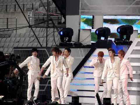 [Fancam] 20112805 Dream Concert: U-Kiss - 0330