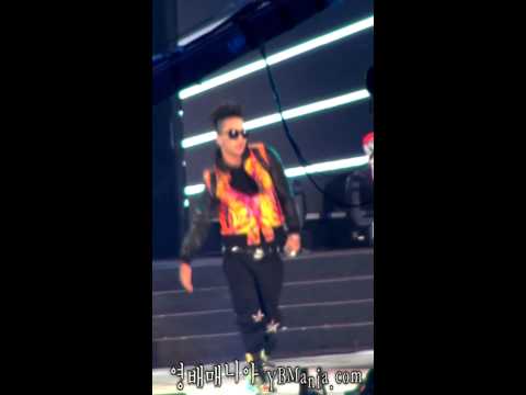 Taeyang - Bad Boy (120311 K-Collection) Fancam [HD]