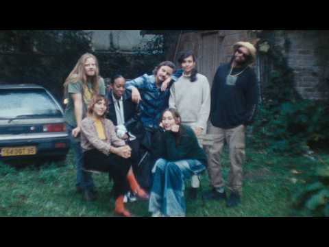 Flavien Berger, La Brume - plouf!, carte postale d’une exploration (Film documentaire)