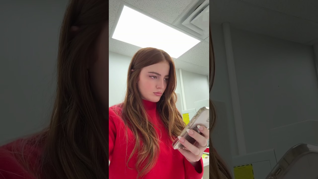 Who would’ve thought a shoe photo would look so cute engraved on a necklace? Certainly not me 😂🥹❤️