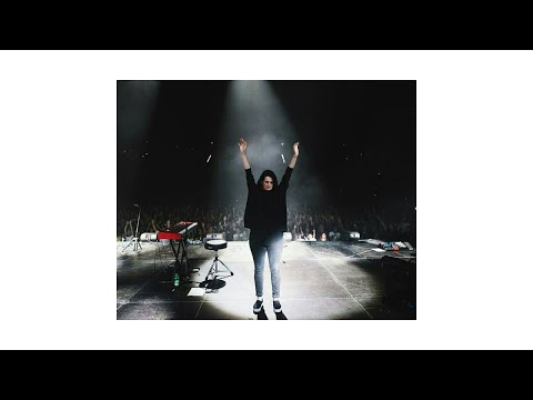 Doxology + He Shall Rein Forever (Spontaneous) | Amanda Cook | Bethel | WorshipU 2019