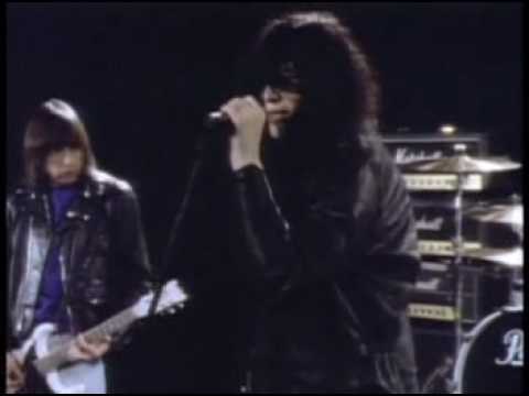 Ramones - Merry Christmas I Don't Want To Fight Tonight - ColombiaNpunk.com