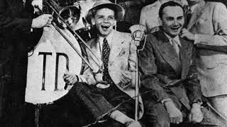 Frank Sinatra sings Oh! Look At Me Now (1941) (Live Radio Broadcast)