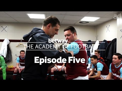 Slaven Bilic gives a surprise team talk to the West Ham Amateur team | #BetwayAcademy Ep 5.