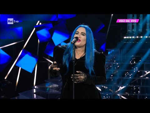 Antonino Spadaccino - Loredana Berté  canta "Cosa ti aspetti da me" - Tale e Quale Show 28/10/2022