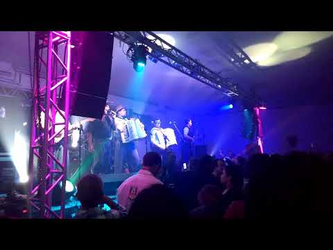 Os Monarcas- Sou Bonito e danço bem/Do rio grande antigo/Gineteando temporal...