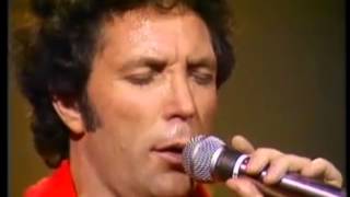 TOM JONES - I KNOW I'LL NEVER LOVE THIS WAY AGAIN