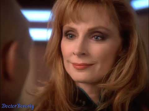 Star Trek {Beverly & Jean Luc} - Das muss Liebe sein