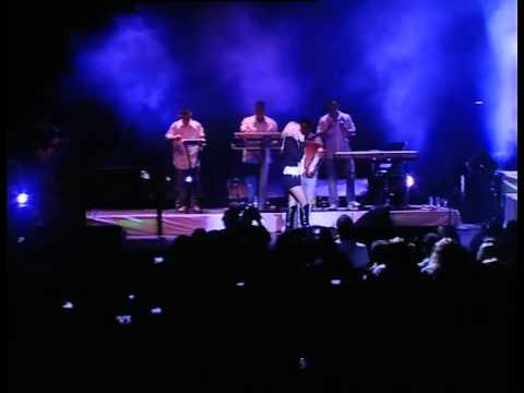 Enseñale - Karina en vivo en el Luna Park