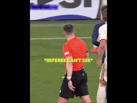 When Olise Tricked The Referee🥶