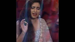 Shreya Ghoshal talking about and singing Munbe vaa