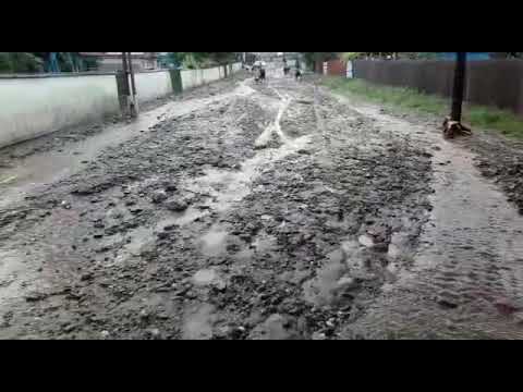 Casã maturată de ape la Pribesti - Codaesti (Vaslui)