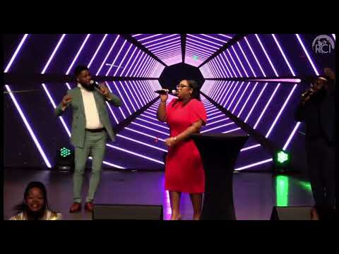 🔥Cassie Richardson singing “Glory and Honor” 🔥