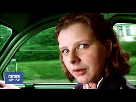 1994: Young People on their FIRST CAR | From A to B | Retro Transport | BBC Archive