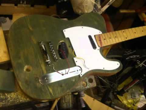 3 string seasick steve copy.mpg