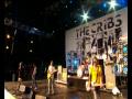 The Cribs perform We Share the Same Skies at Glastonbury 2010