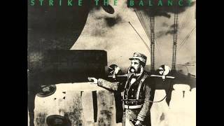 Dub Syndicate ‎– Strike The Balance (1989)