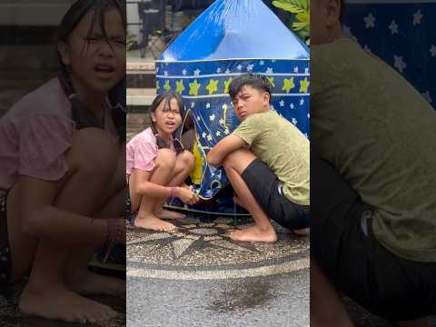 Seru!! Mesya Buat Tenda sambil Main Hujan, Tapi endingnya.... 🥲 | Drama Resya Mesya