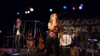 Inside Tracks - Rachele Lynae