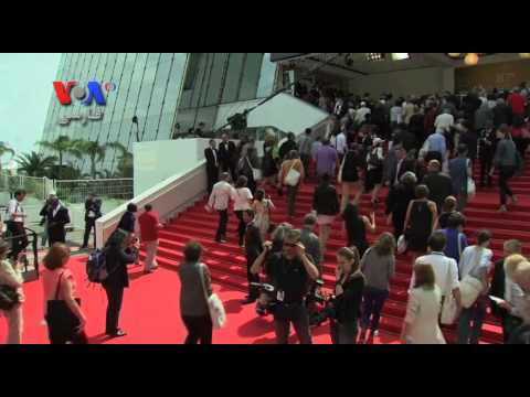 معرفی و بررسی فيلم «خداحافظ زبان»