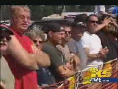 KING 5 news clip of Brian Macy's Nova burnout at Shelton, Washington