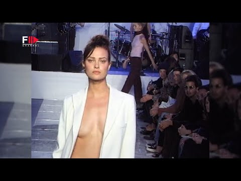 Vintage in Pills VERSUS Fall 1997 - Fashion Channel