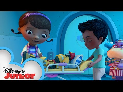 多克是第一反應者？  | 迪斯尼兒童樂園 - 迪斯尼兒童樂園 (Doc is a First Responder ?  | Doc McStuffins | Disney Junior)